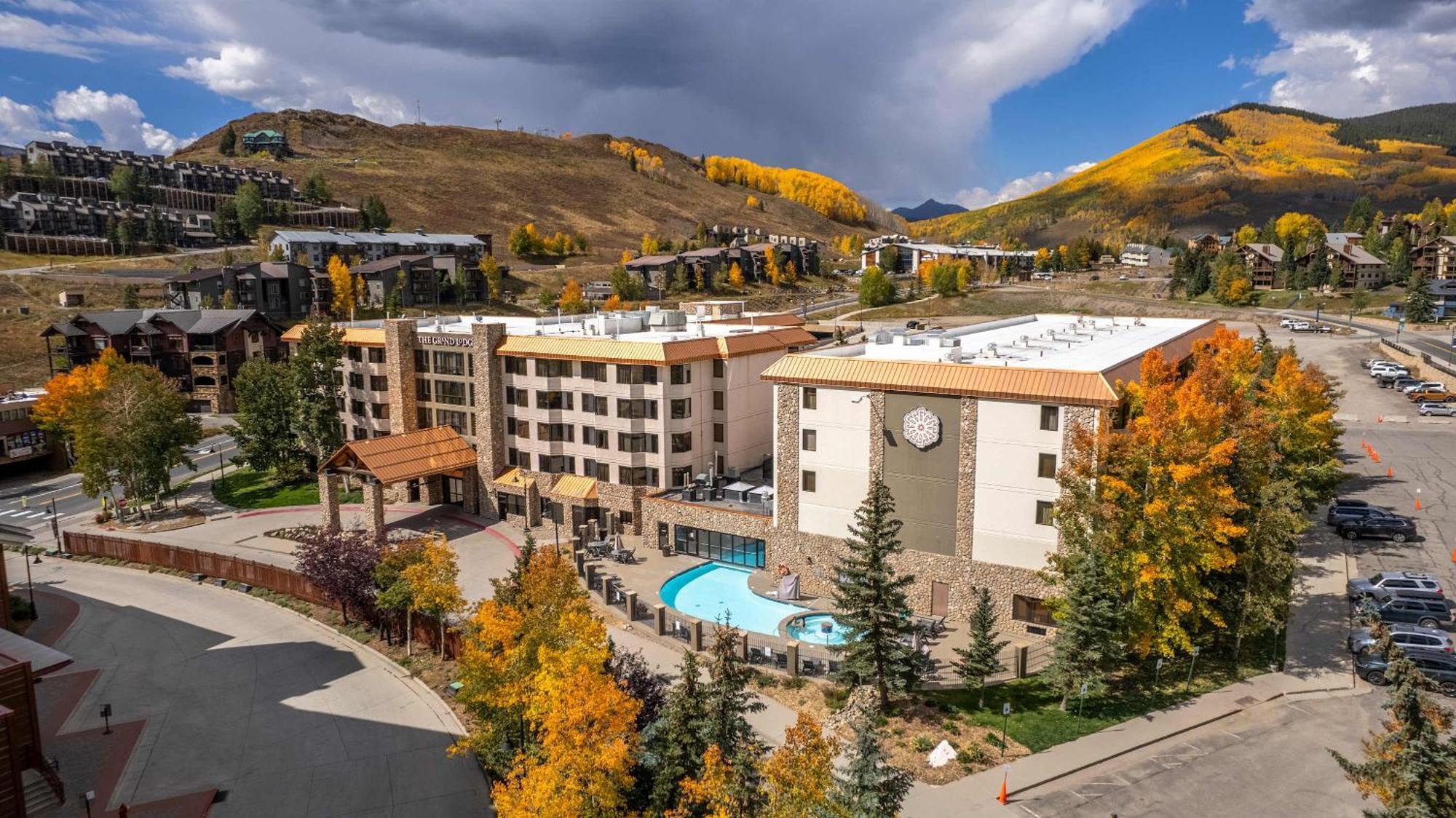 クレスティド・ビュート 1Bd 274 Perfect Location With Pool And Hot Tubヴィラ エクステリア 写真